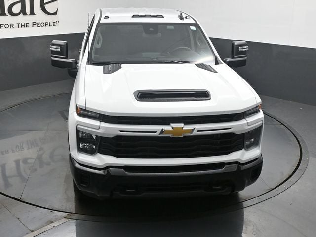 2026 Chevrolet Silverado 2500HD Custom