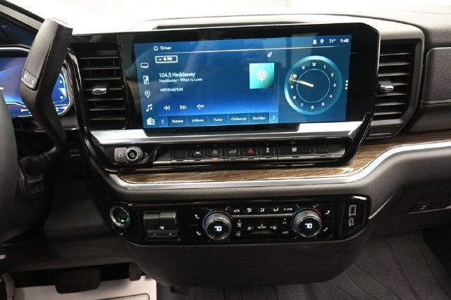 2024 Chevrolet Silverado 1500 LT LT1