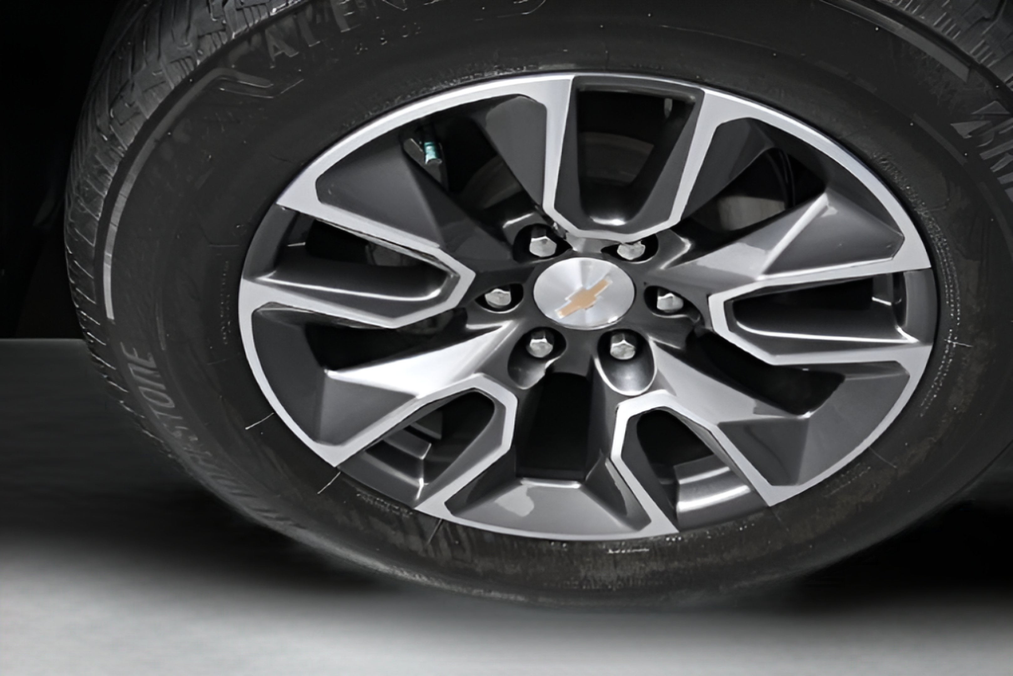2024 Chevrolet Silverado 1500 LT LT1