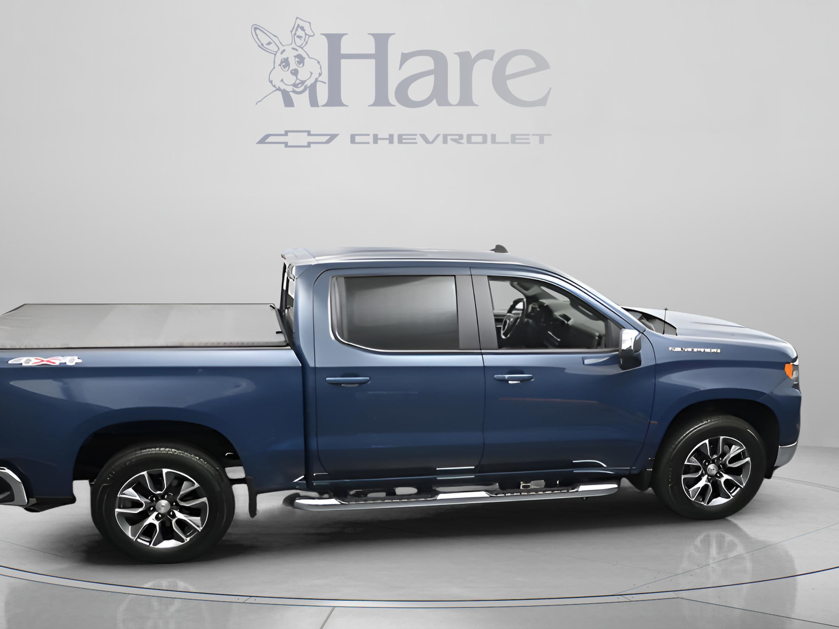 2024 Chevrolet Silverado 1500 LT LT1