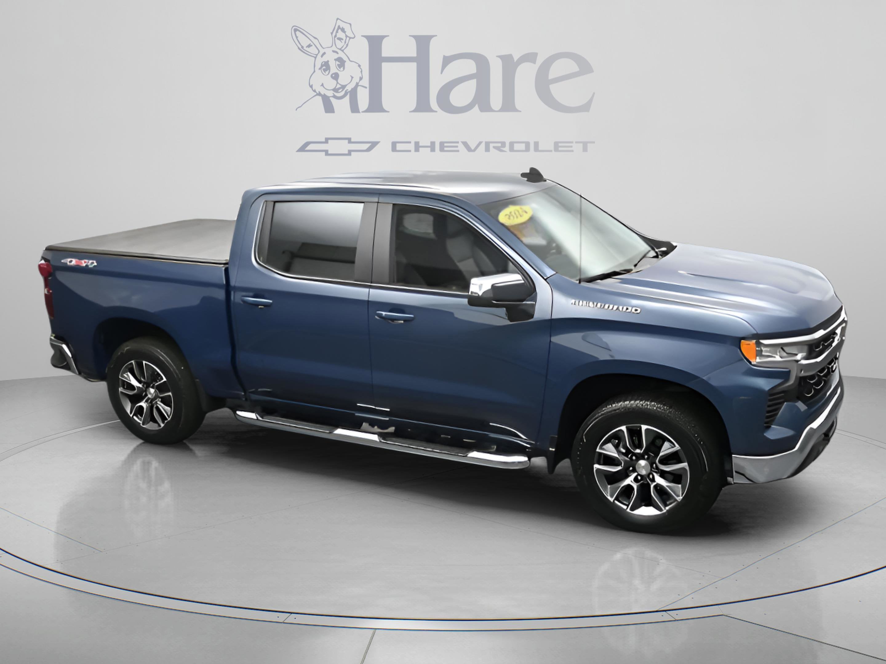 2024 Chevrolet Silverado 1500 LT LT1