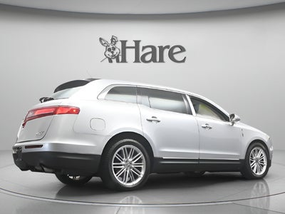 2019 Lincoln MKT Standard