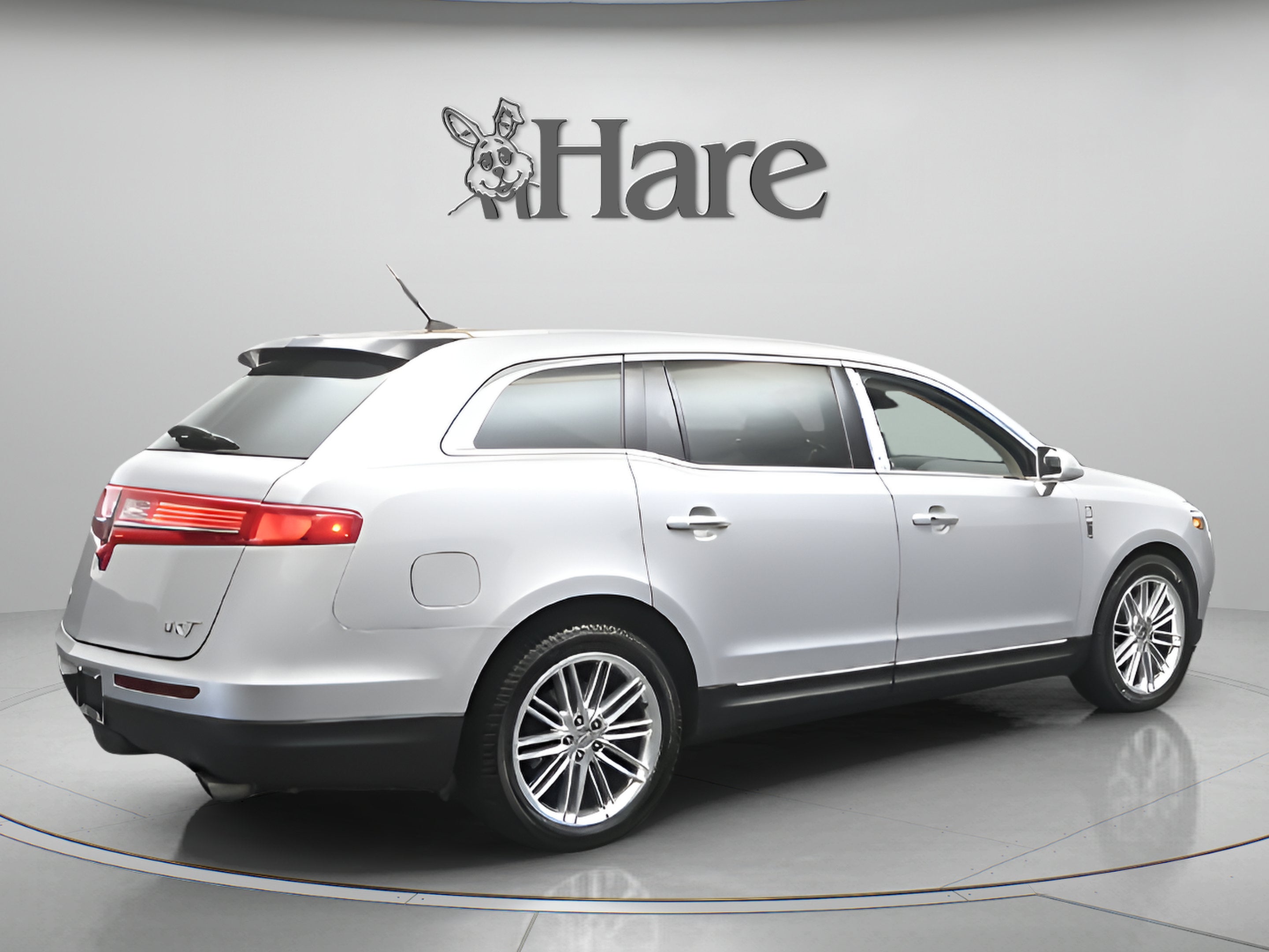 2019 Lincoln MKT Standard