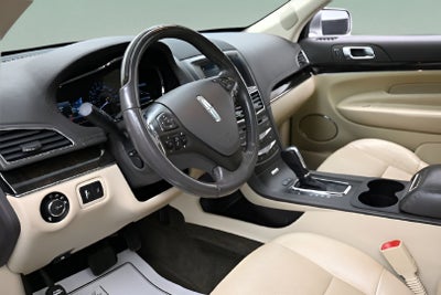 2019 Lincoln MKT Standard