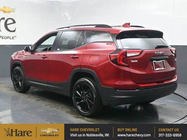 2023 GMC Terrain SLT