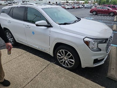 2023 GMC Terrain Denali
