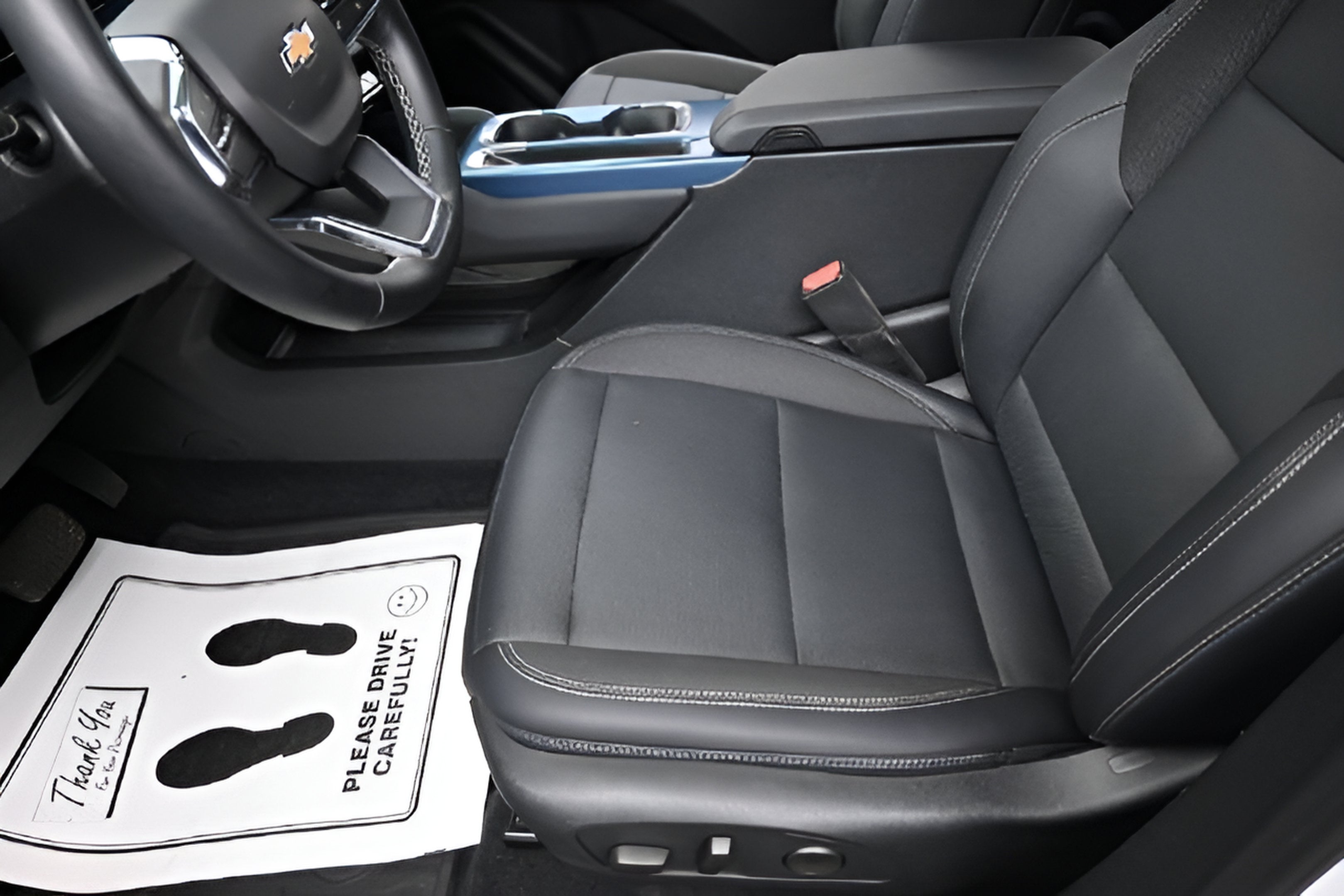 2024 Chevrolet Equinox EV LT