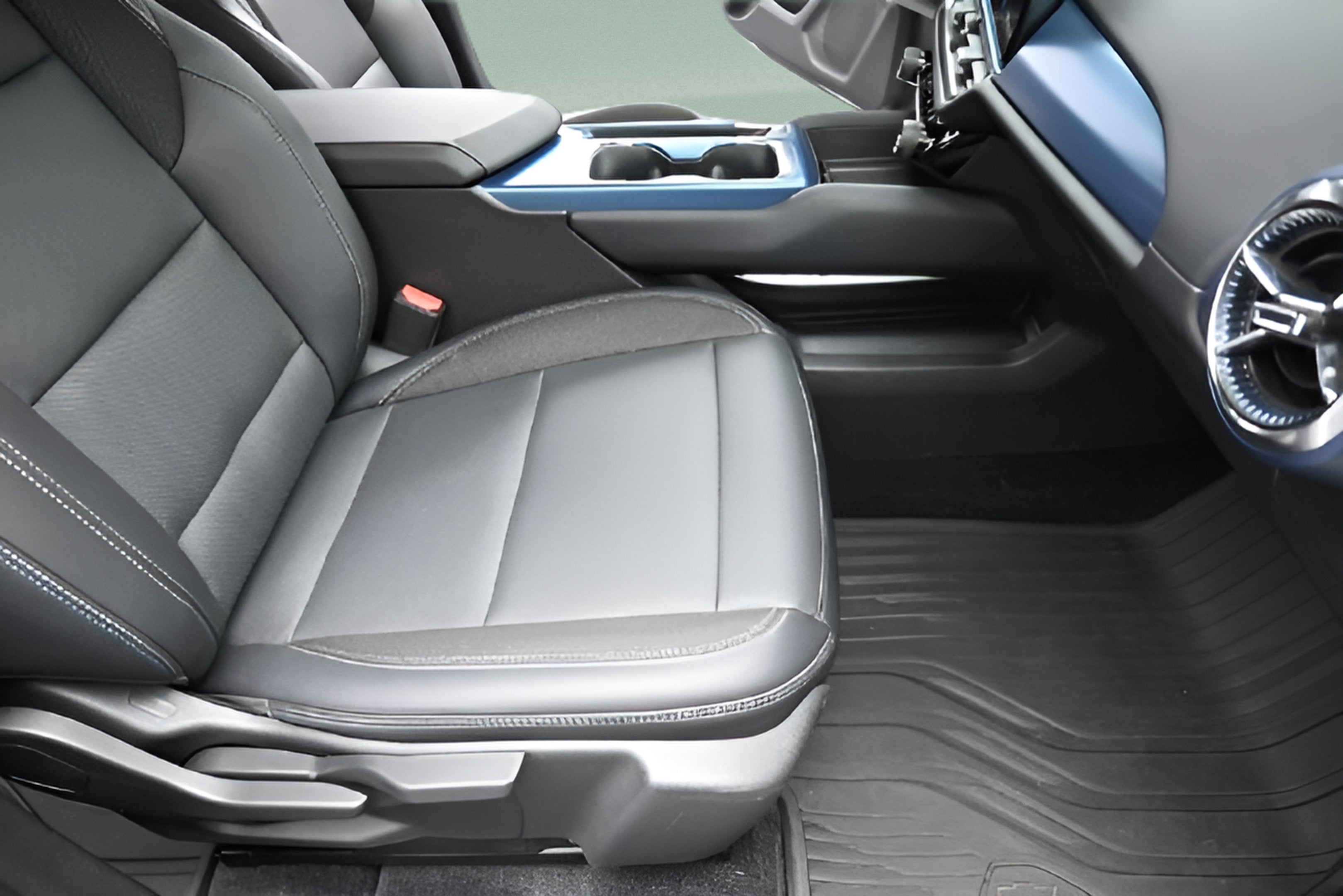 2024 Chevrolet Equinox EV LT