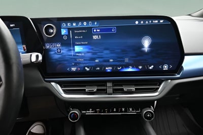 2024 Chevrolet Equinox EV LT