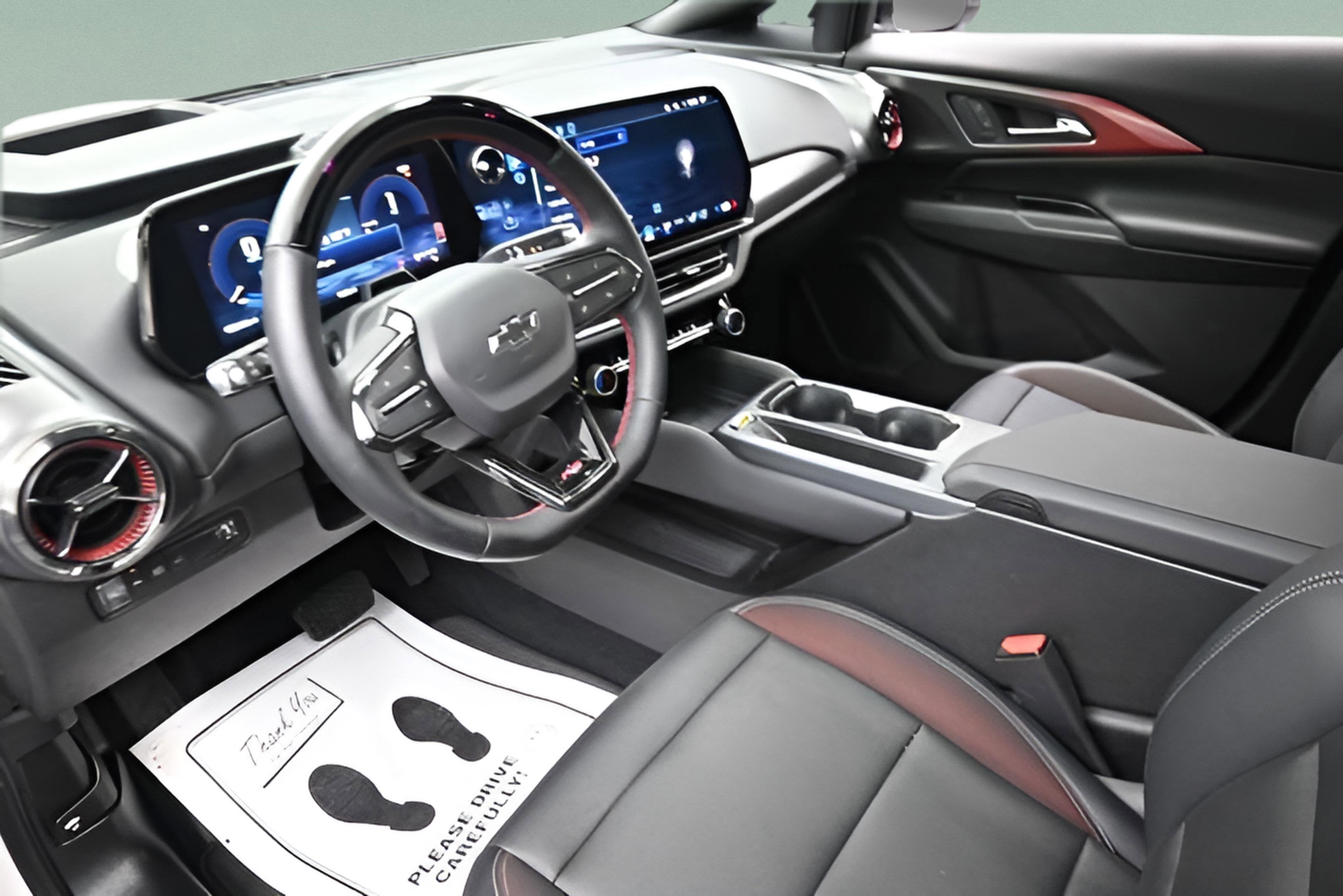 2025 Chevrolet Equinox EV RS