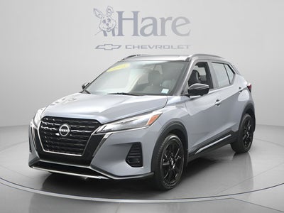 2023 Nissan Kicks SR