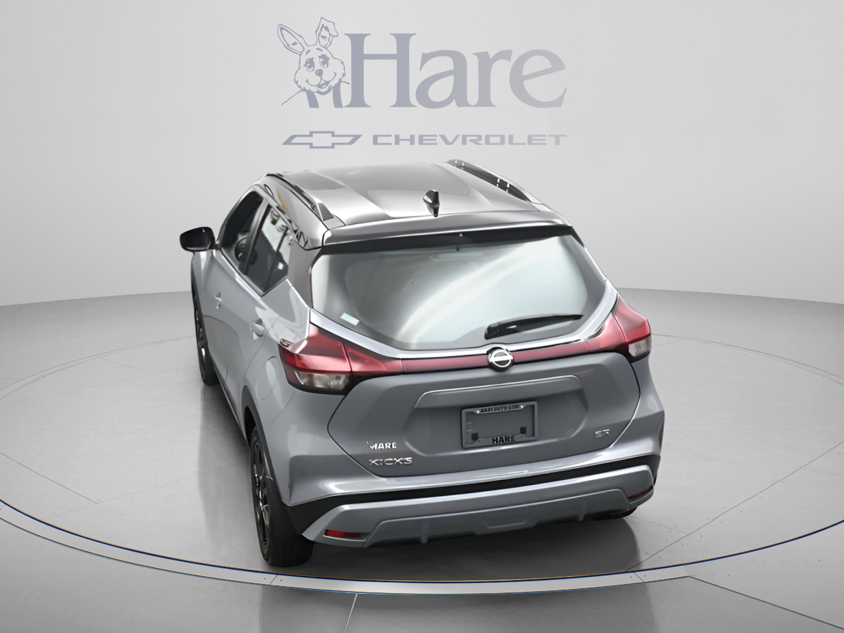 2023 Nissan Kicks SR