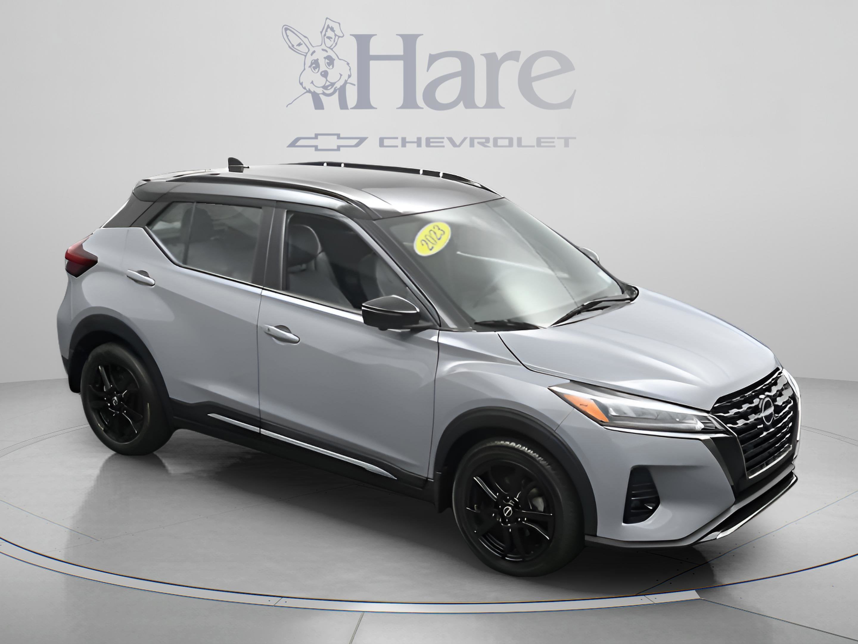 2023 Nissan Kicks SR