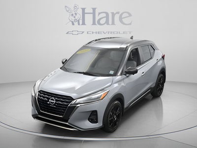 2023 Nissan Kicks SR