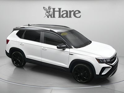 2023 Volkswagen Taos 1.5T SE