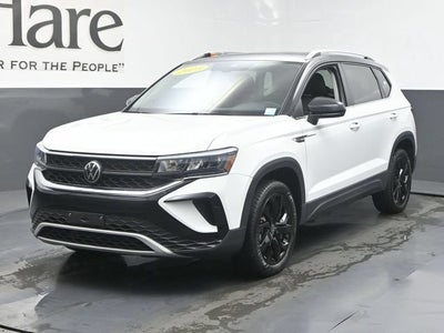 2023 Volkswagen Taos 1.5T SE