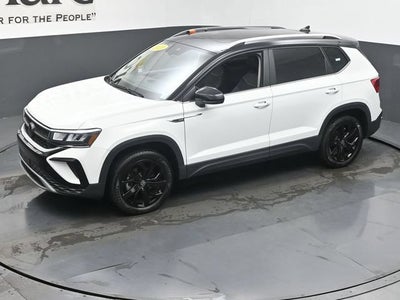 2023 Volkswagen Taos 1.5T SE