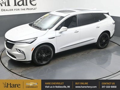 2023 Buick Enclave Essence