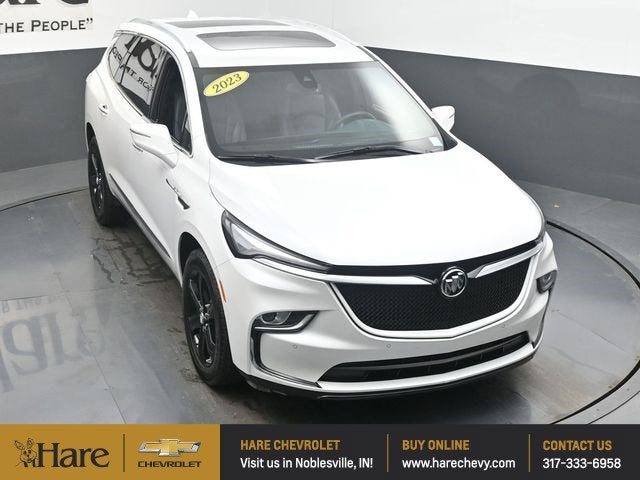 2023 Buick Enclave Essence