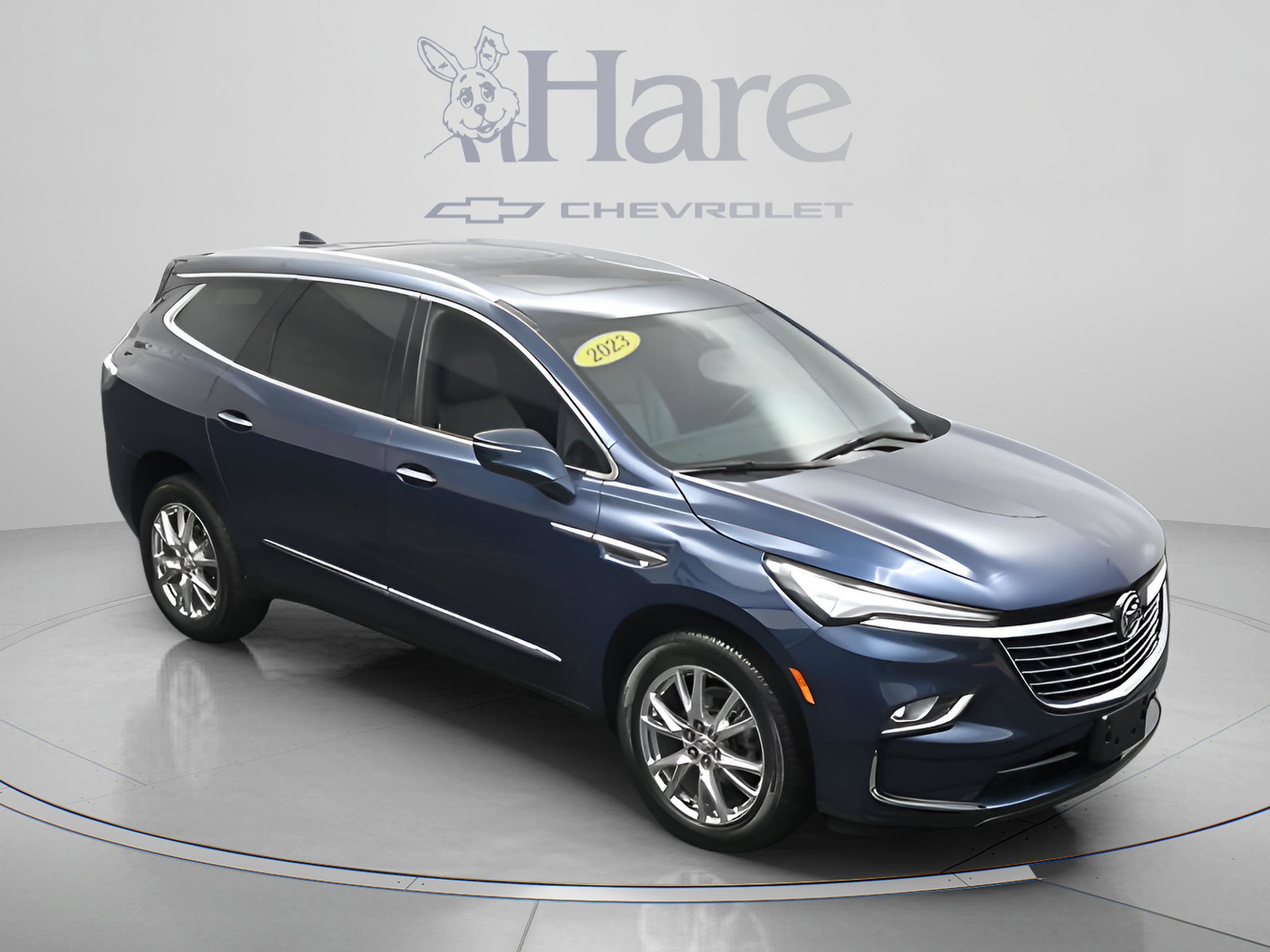 2023 Buick Enclave Essence