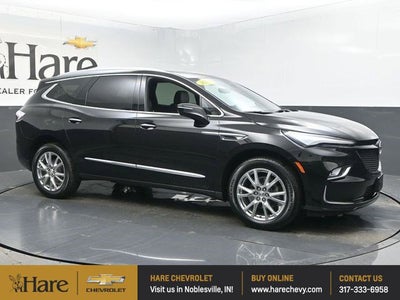 2023 Buick Enclave Essence