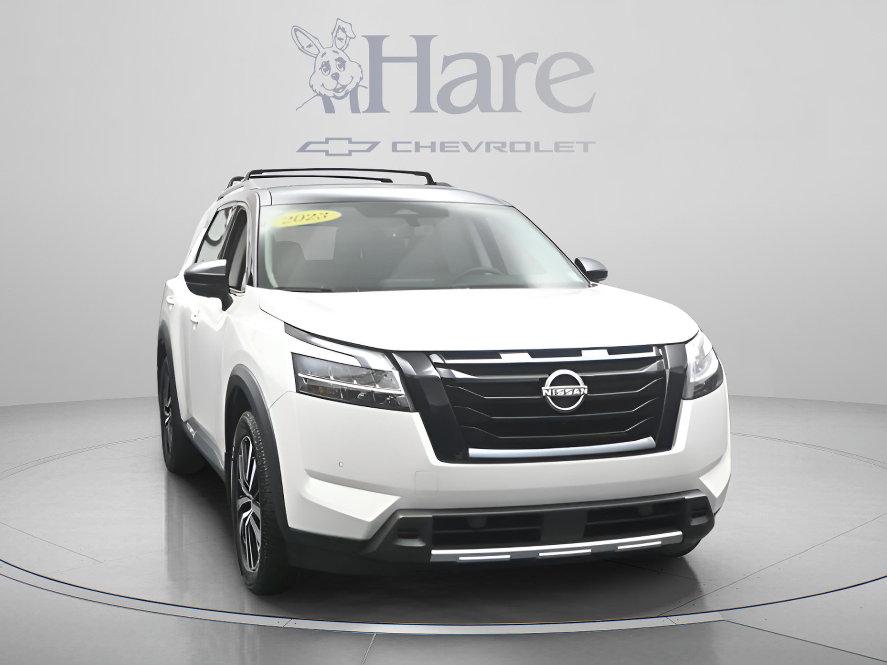 2023 Nissan Pathfinder Platinum