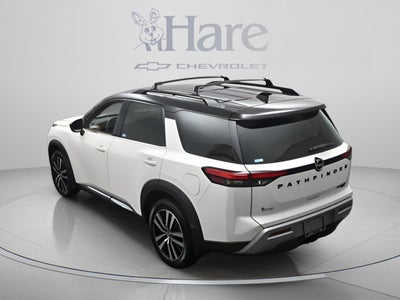 2023 Nissan Pathfinder Platinum