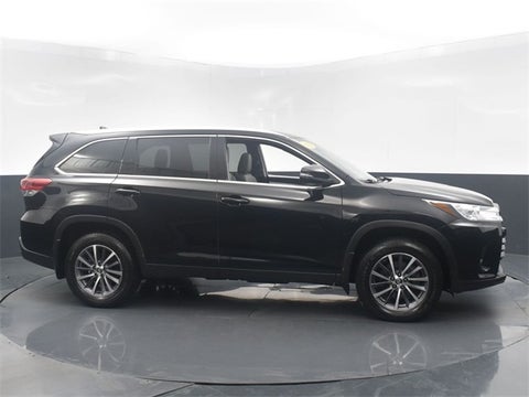 2019 Toyota Highlander XLE in Indianapolis, IN - Hare Truck Center