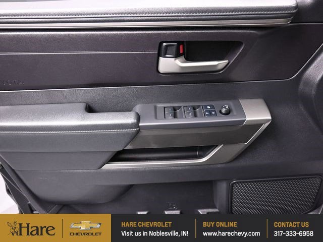 2022 Toyota Tundra SR5