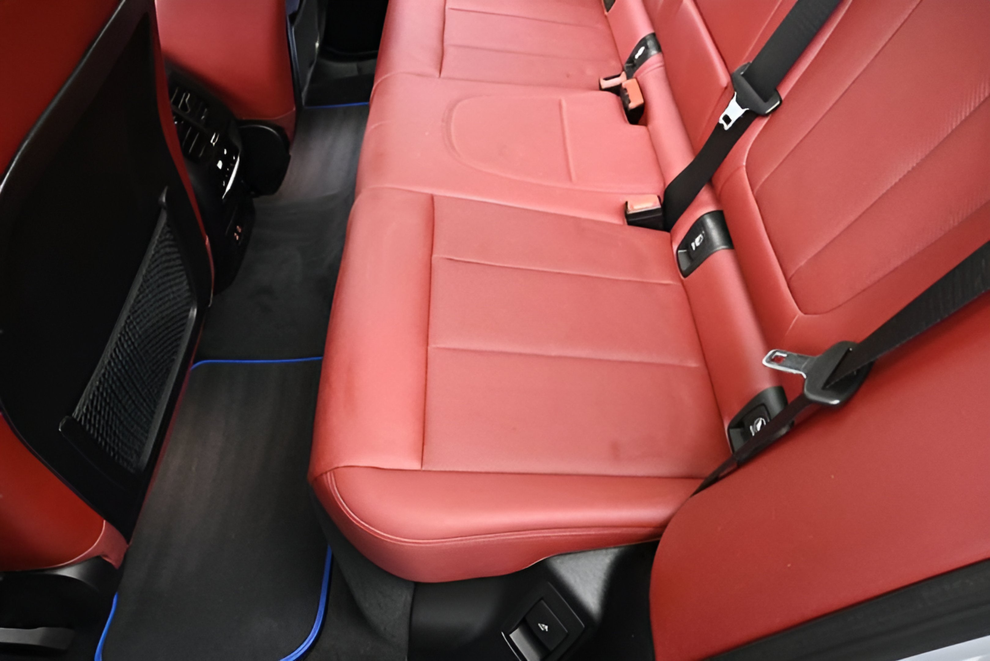 2022 BMW X3 M40i