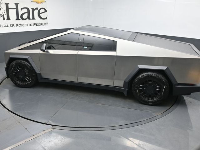 2024 Tesla Cybertruck Cyberbeast
