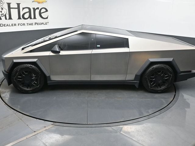 2024 Tesla Cybertruck Cyberbeast