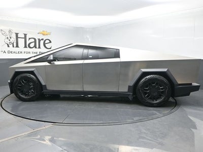 2024 Tesla Cybertruck Cyberbeast