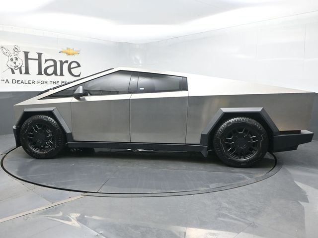 2024 Tesla Cybertruck Cyberbeast