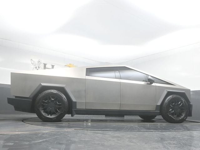 2024 Tesla Cybertruck Cyberbeast