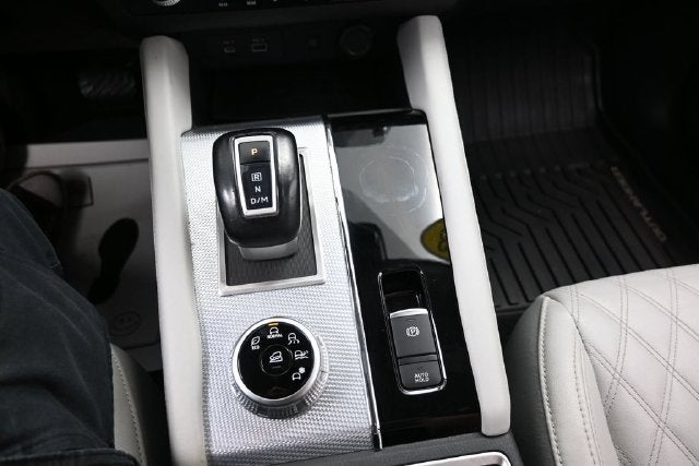 2023 Mitsubishi Outlander SEL