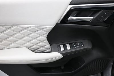 2023 Mitsubishi Outlander SEL