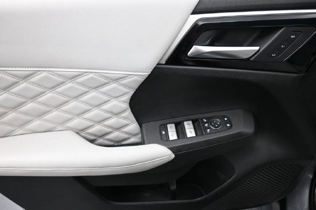 2023 Mitsubishi Outlander SEL