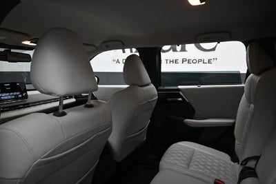 2023 Mitsubishi Outlander SEL