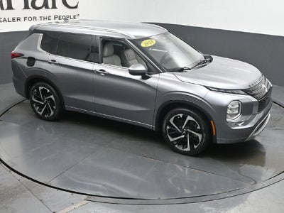 2023 Mitsubishi Outlander SEL