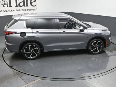 2023 Mitsubishi Outlander SEL
