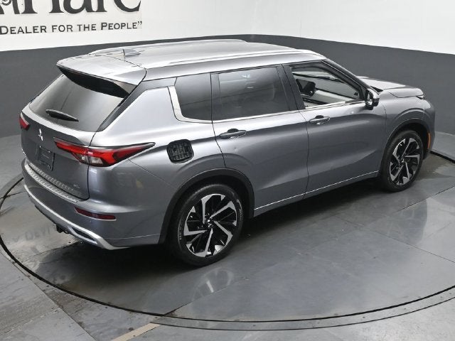 2023 Mitsubishi Outlander SEL