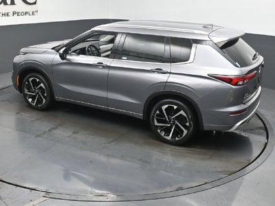 2023 Mitsubishi Outlander SEL