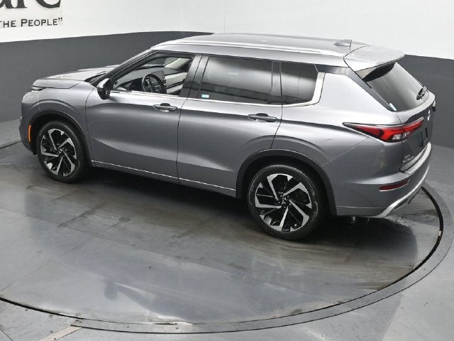 2023 Mitsubishi Outlander SEL