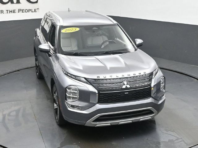 2023 Mitsubishi Outlander SEL