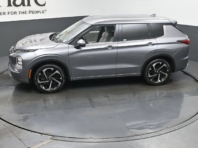 2023 Mitsubishi Outlander SEL