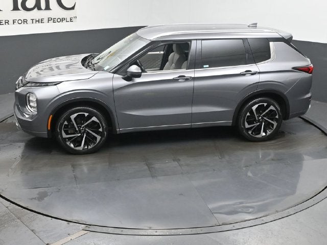 2023 Mitsubishi Outlander SEL