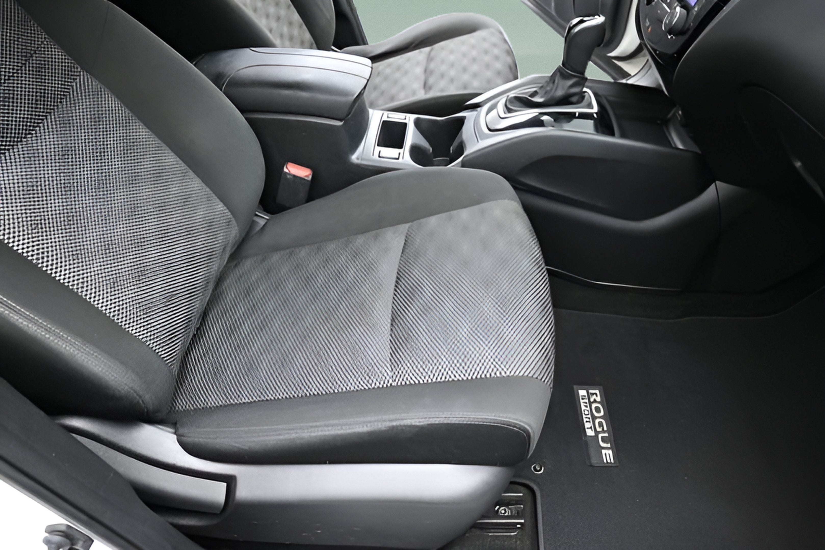 2017 Nissan Rogue Sport SV