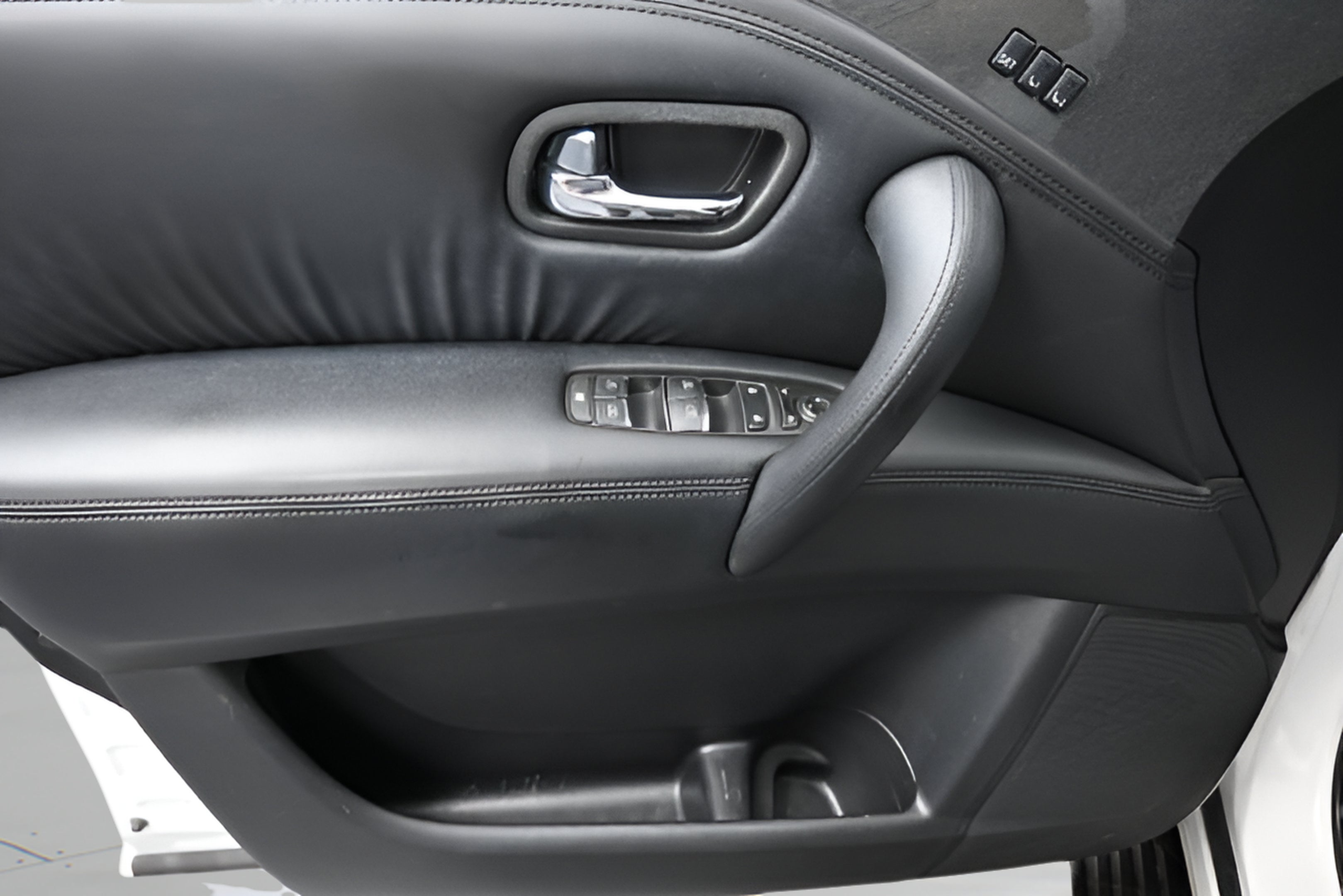 2022 Nissan Armada SL
