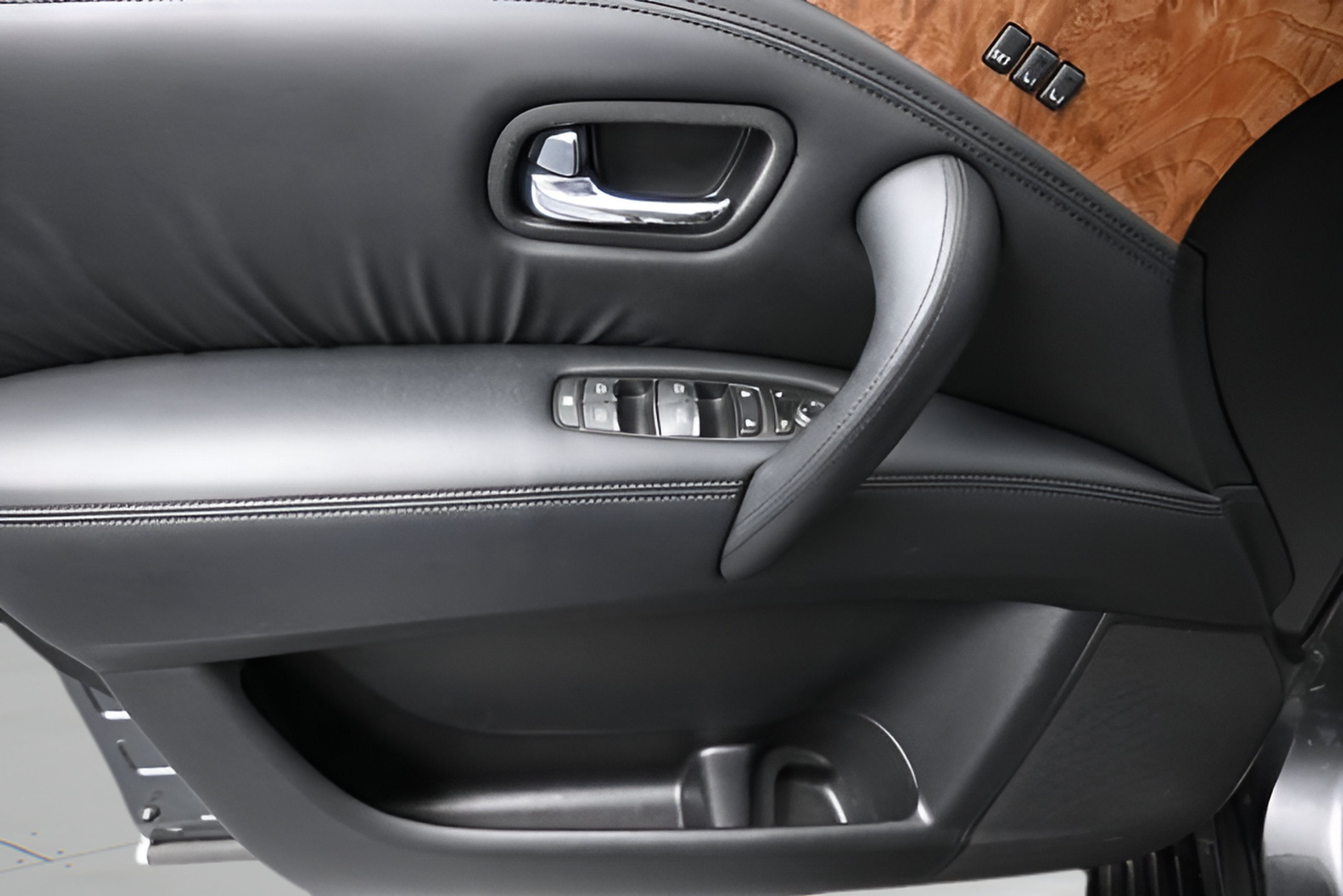 2022 Nissan Armada SL